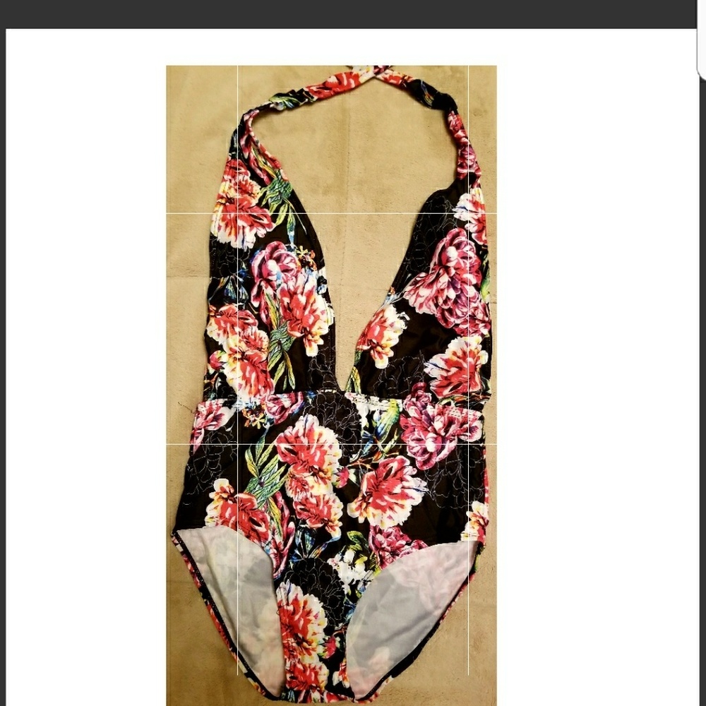 new w/out tags w/panty liner,blk-floral